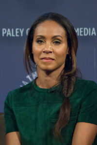Read more about the article If Jada Pinkett Smith Were A Man Would The Bald Joke Matter?